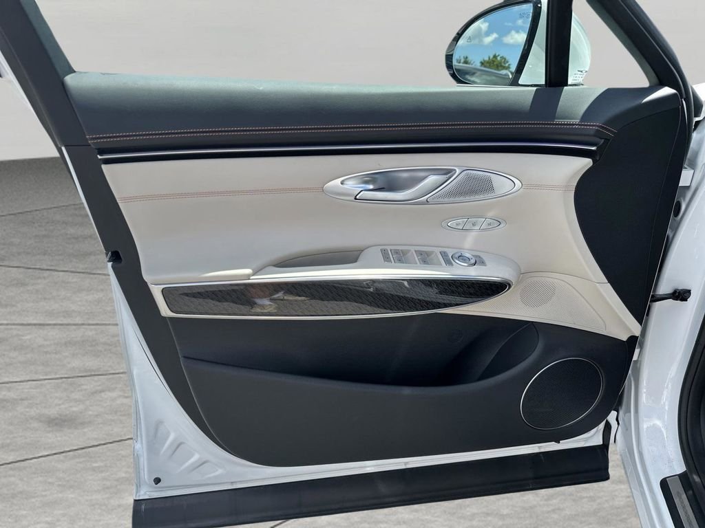 2026 GENESIS GV70 Sport Prestige - Photo 18
