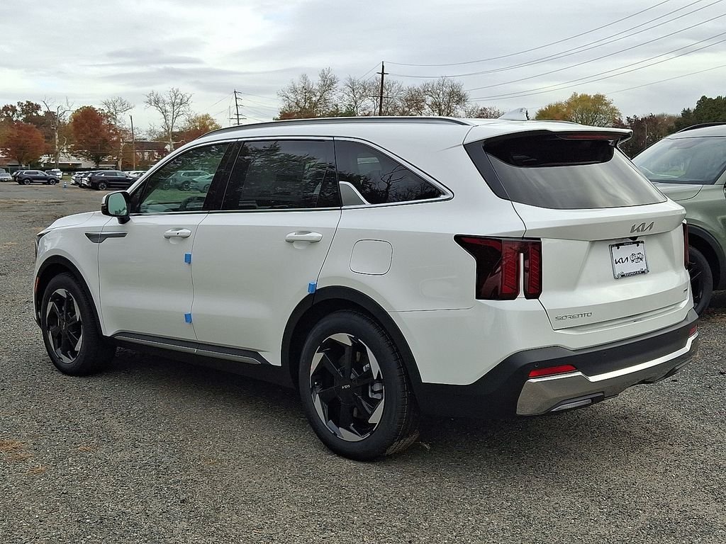 New 2026 White Kia EX image 3