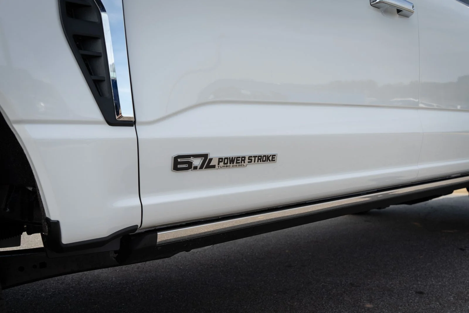 New 2026 Star White Metallic Tri-Coat Ford F-250® Lariat® image 14