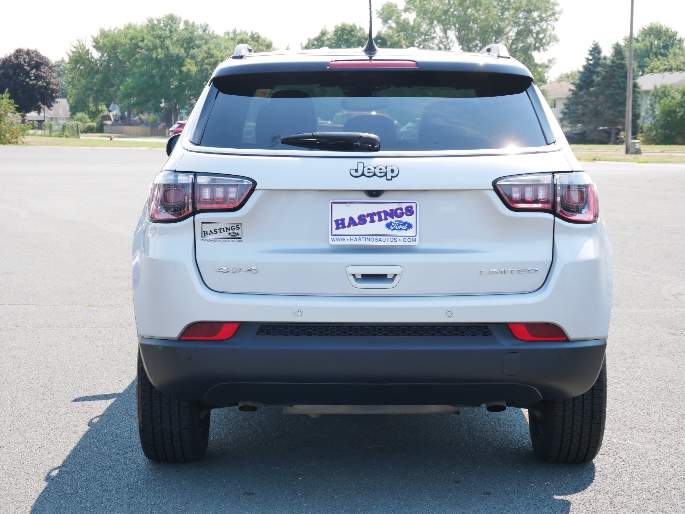 Used 2025 Silver Zynith Jeep Limited image 4