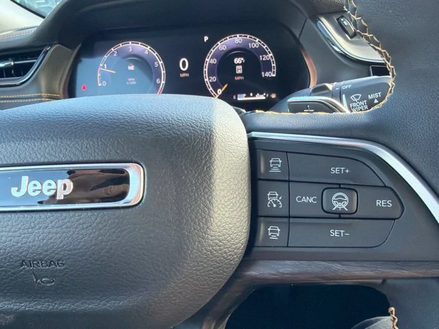 New 2026 White/off-white Jeep  image 21