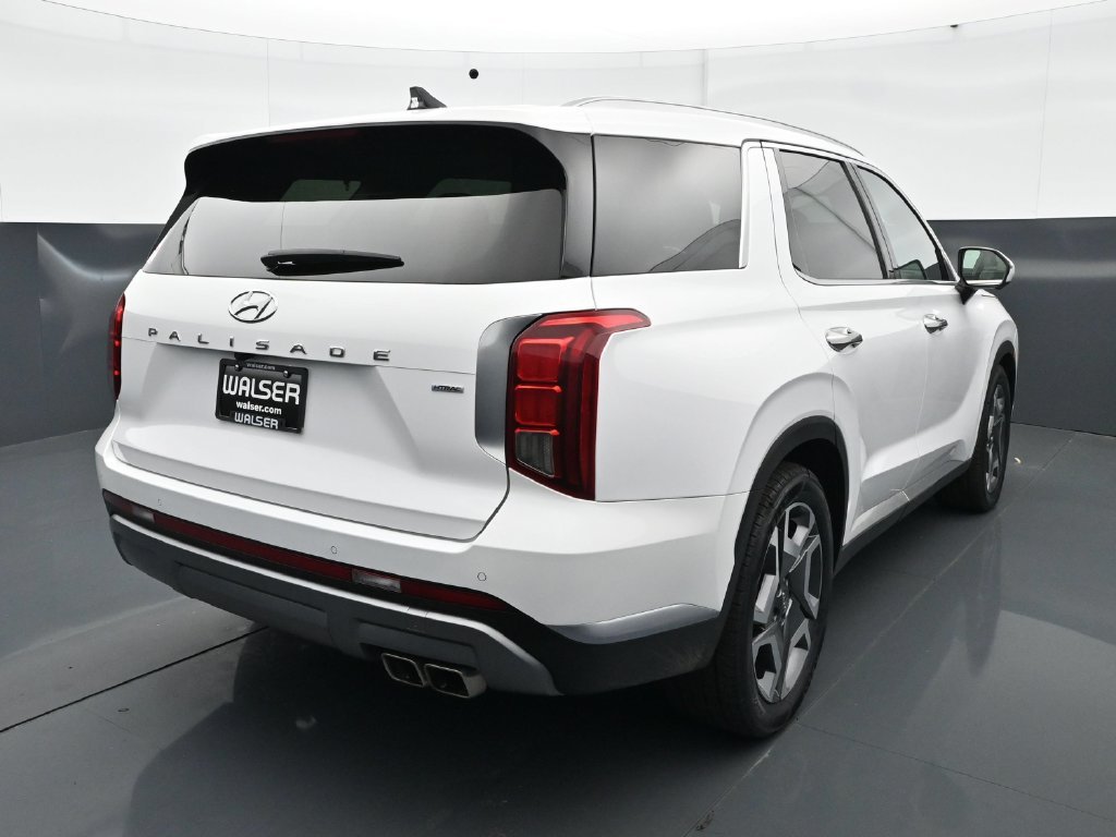 2024 Hyundai Palisade Limited - Photo 7
