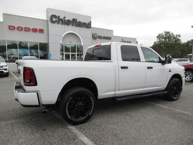 New 2026 Bright White Clear-Coat Exterior Paint RAM Tradesman image 7