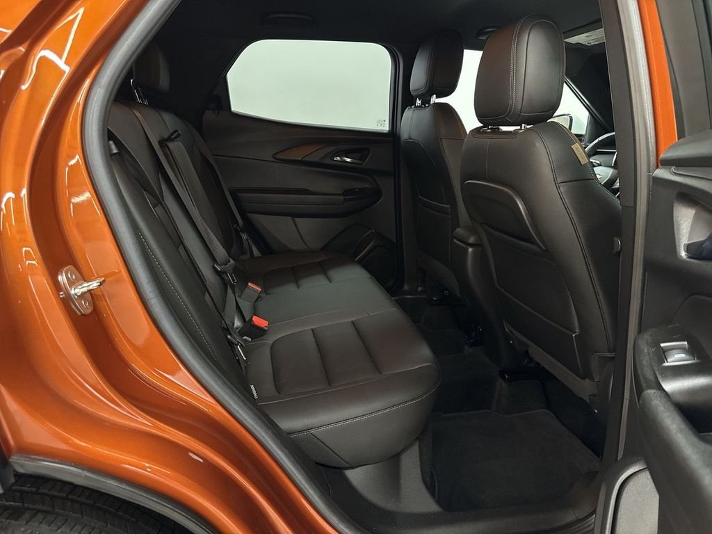 Used 2022 Orange Metallic Chevrolet ACTIV image 17