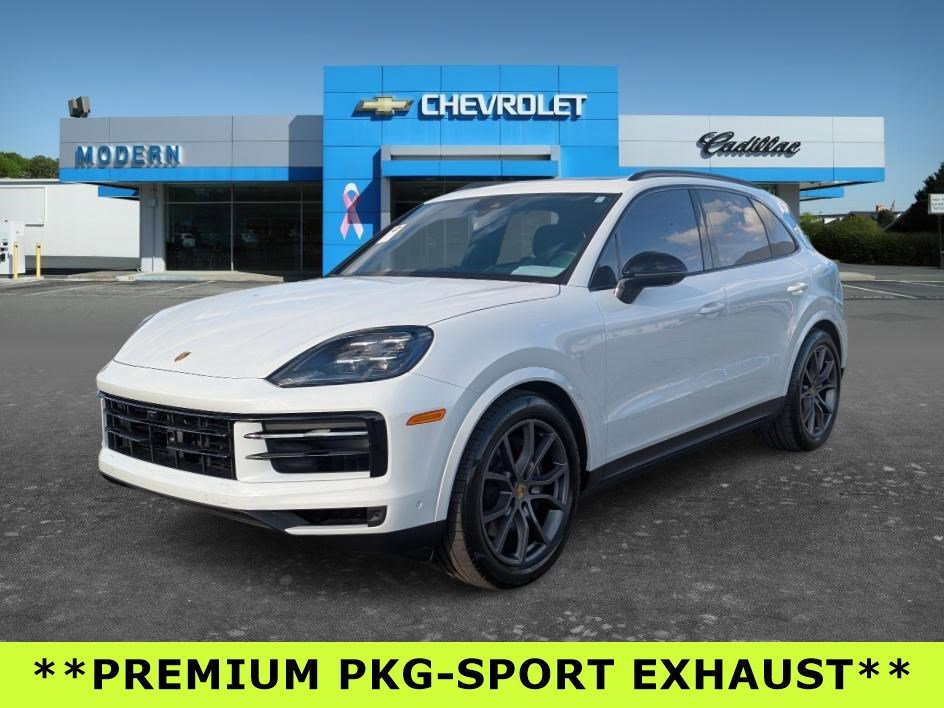 2024 Porsche Cayenne Base