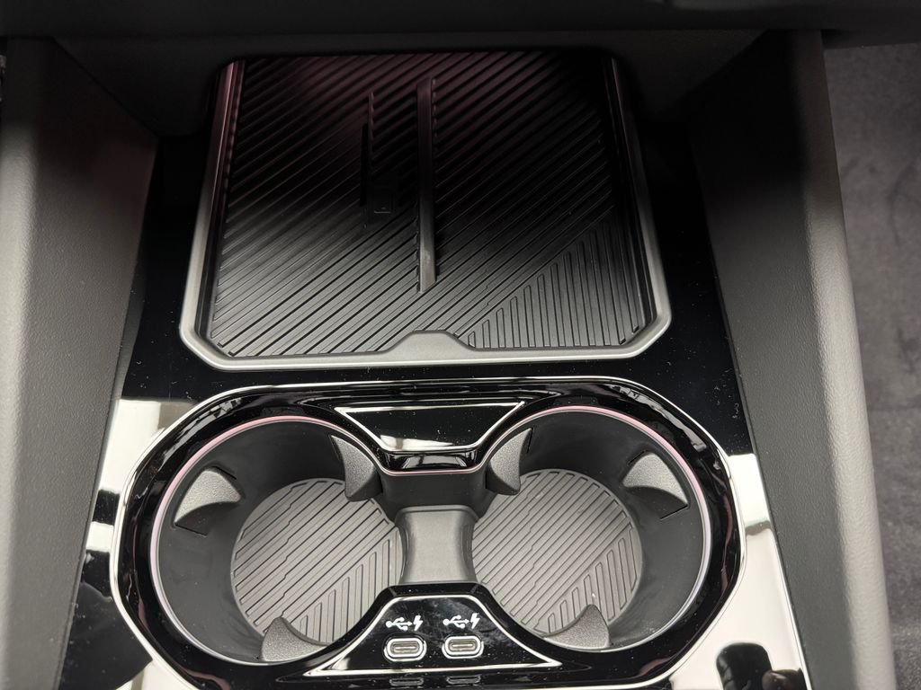 New 2027 Gray BMW 530i xDrive image 18
