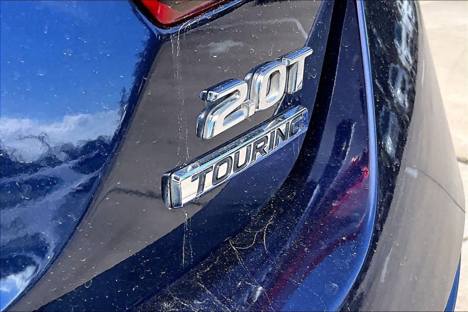 Used 2018 Obsidian Blue Pearl Honda Touring 2.0T image 10