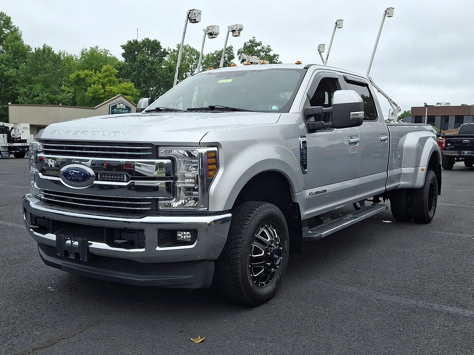 Used 2019 Ingot Silver Metallic   Ux Ford LARIAT image 4