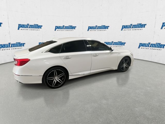 Certified Used 2022 White Honda Touring image 11
