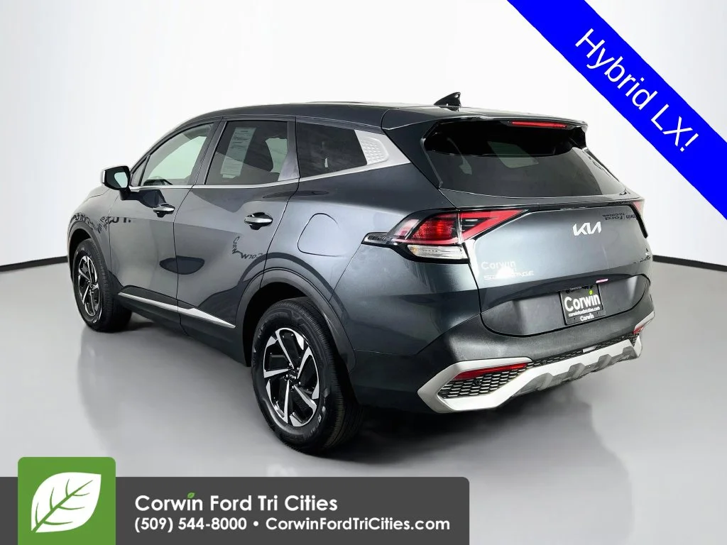 Used 2024 Gravity Gray Kia LX image 10