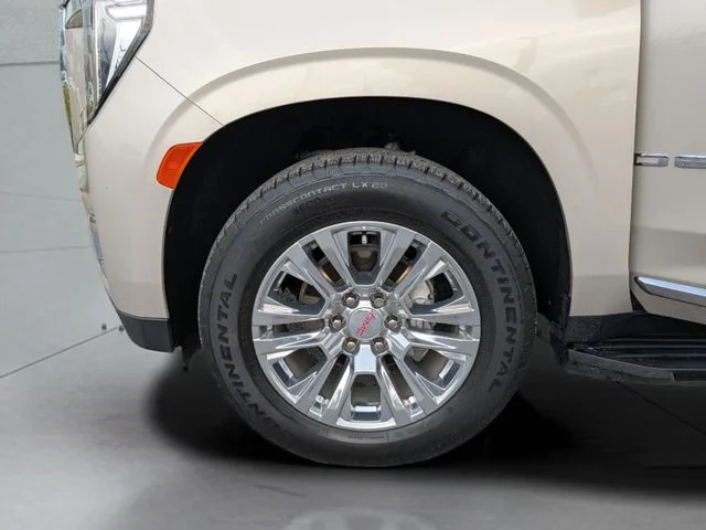 Used 2023 Beige GMC Denali image 33