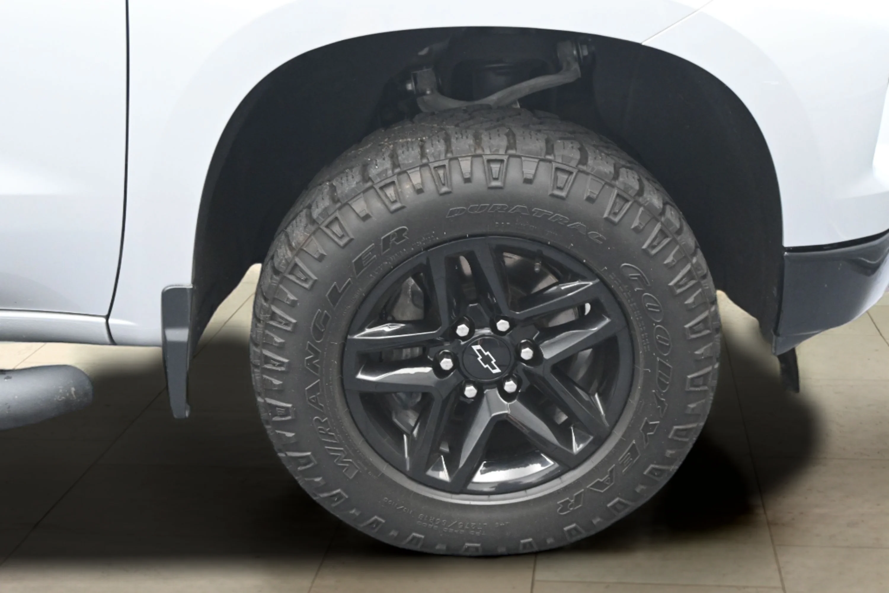 Used 2022 Silver Ice Metallic Chevrolet LT Trail Boss image 19