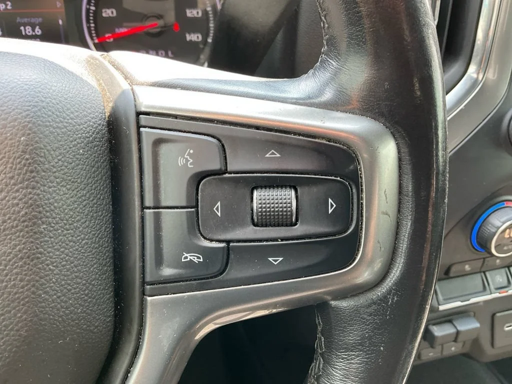 Used 2020 SATIN STEEL METALLIC Chevrolet LT image 29