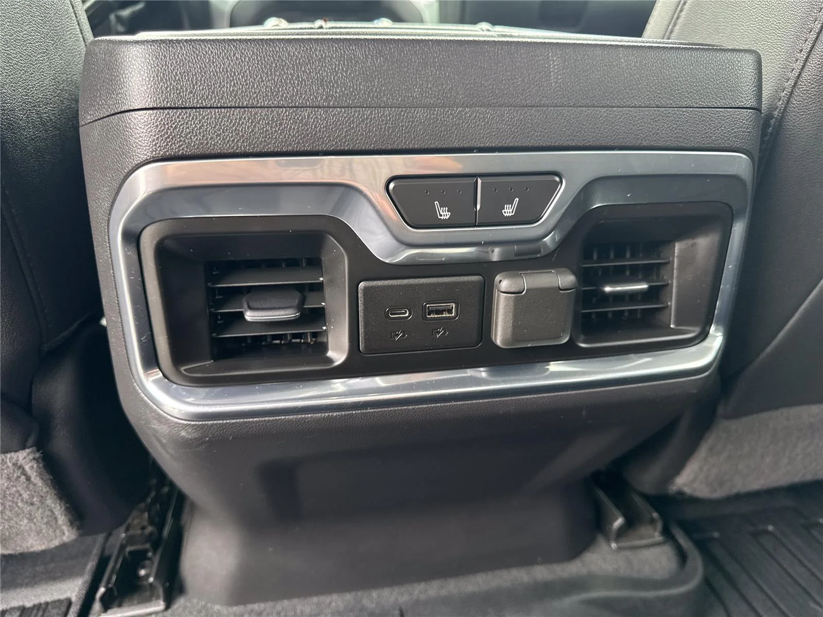 Used 2021 ONYX BLACK GMC SLT image 33