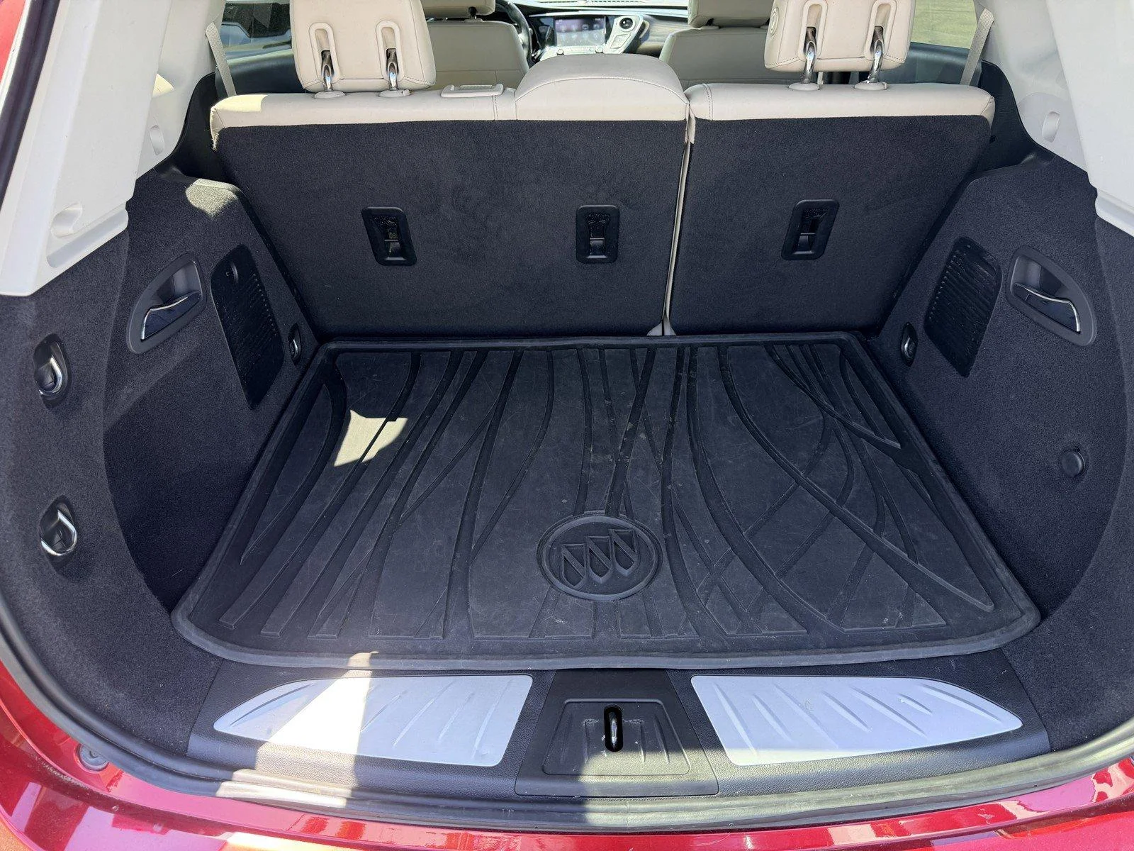 Used 2019 CHILI RED METALLIC Buick Preferred image 12
