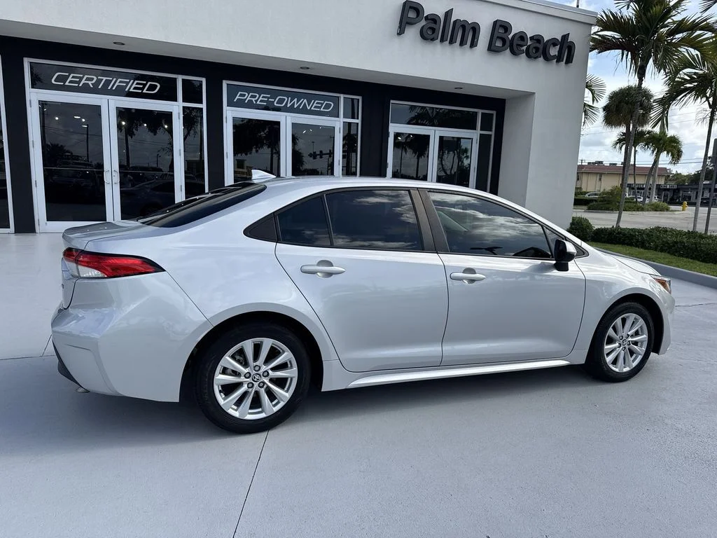 Used 2023 Classic Silver Metallic Toyota LE image 4