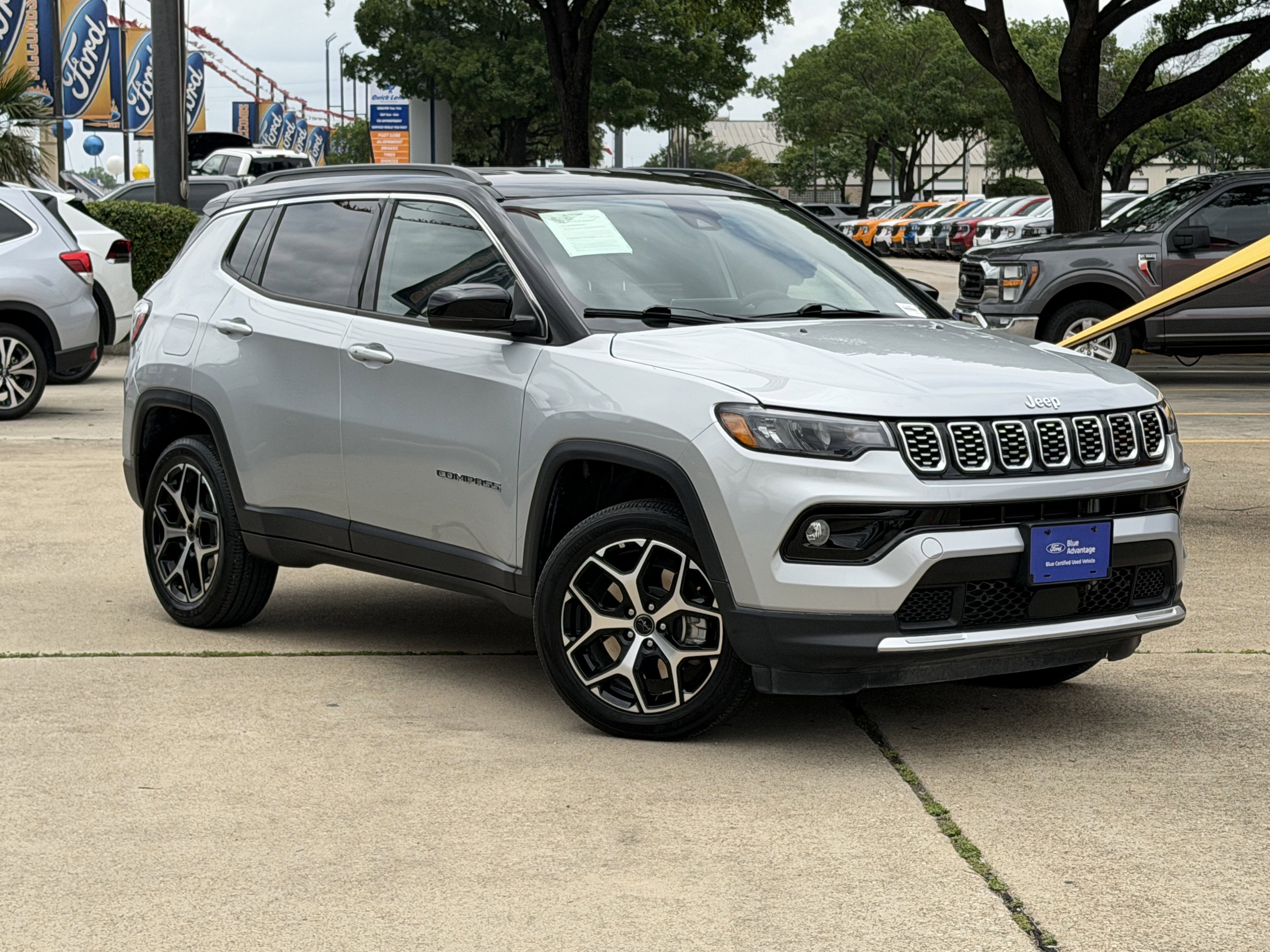 Used 2026 Silver Zynith Metallic Clearcoat Jeep Limited image 1