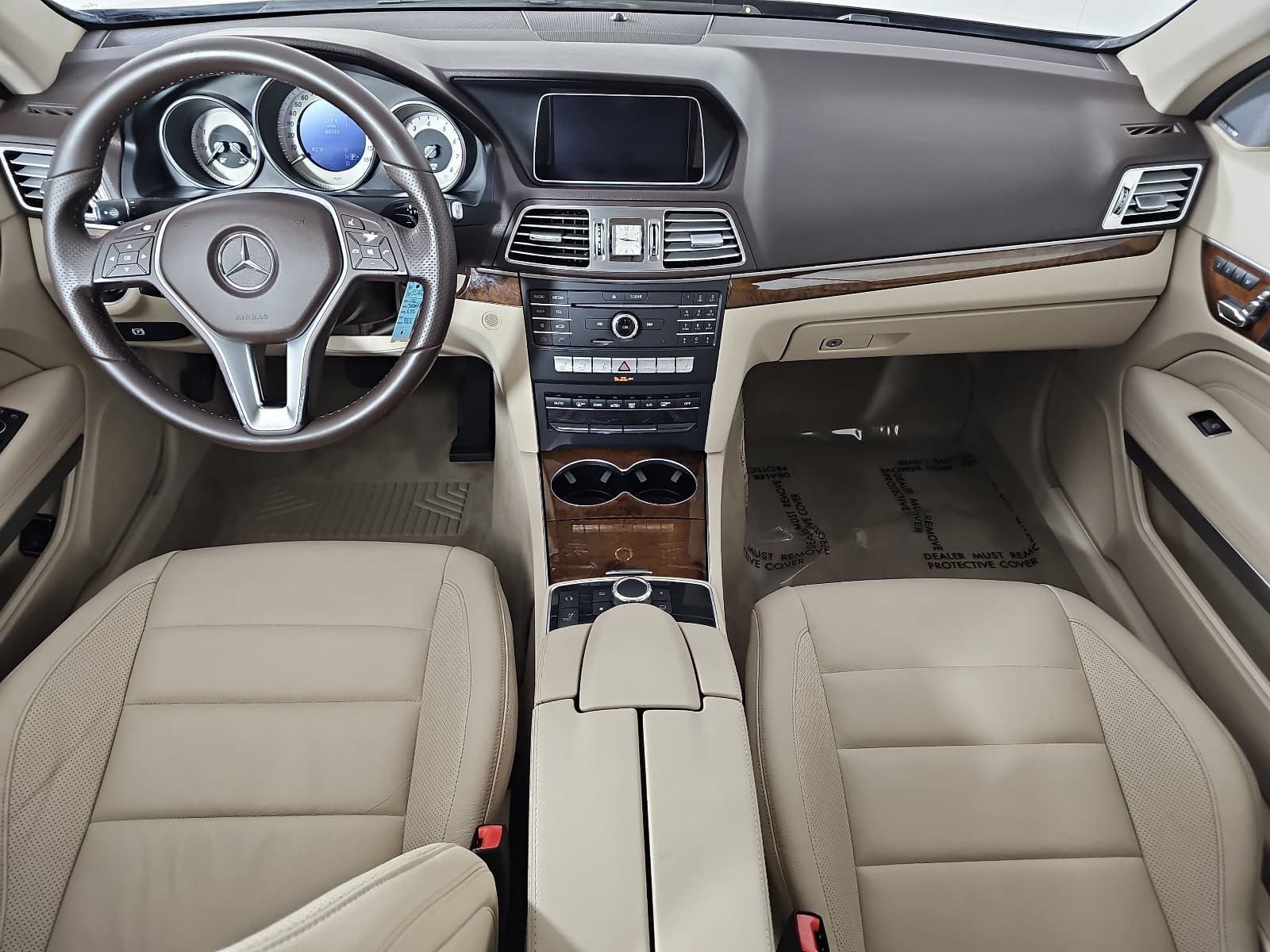Used 2016 Black Mercedes-Benz E 400 image 11