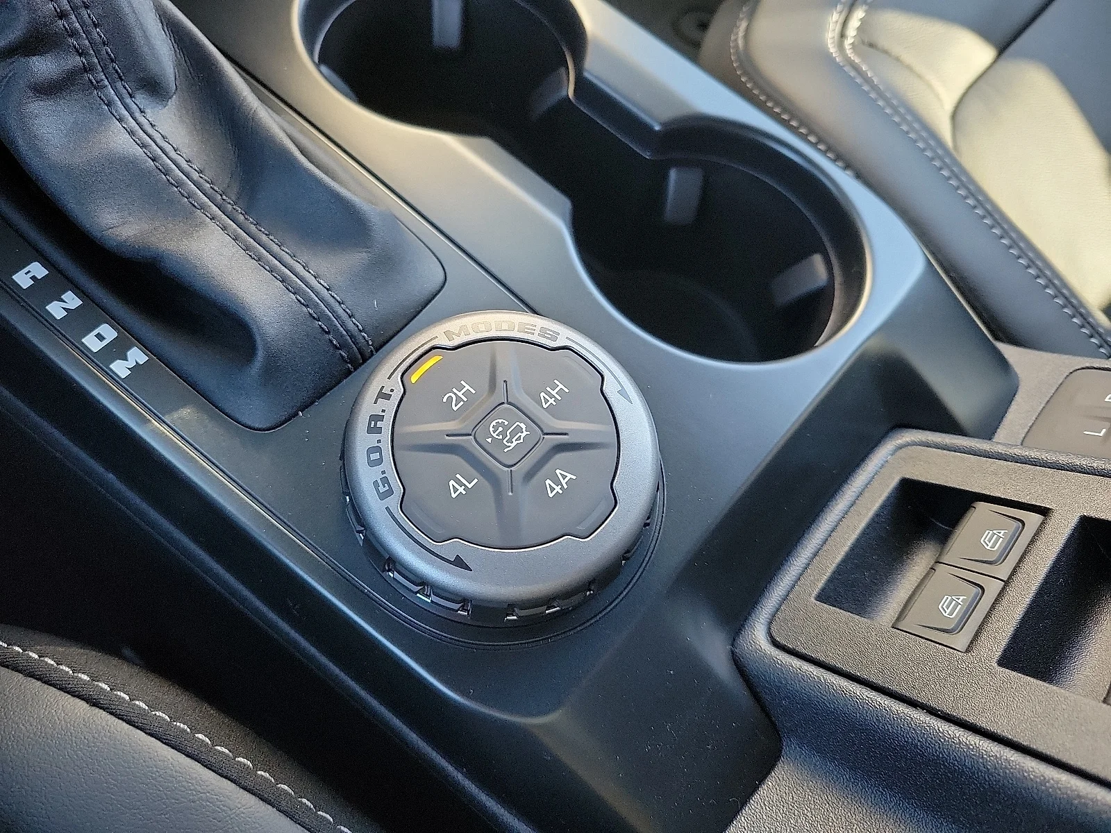 New 2025 Shadow Black Ford Outer Banks&reg; image 20