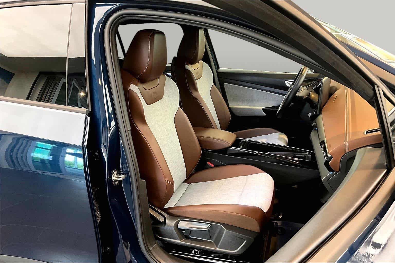 Pre-Owned 2023 Volkswagen ID.4 Pro