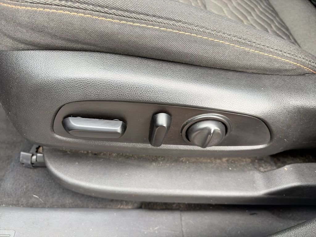 Used 2019 Silver Chevrolet LT image 16