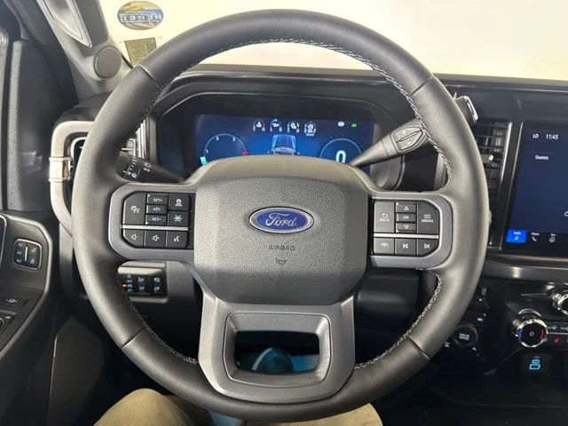 New 2026 Star White Metallic Tri-Coat Ford Lariat image 16