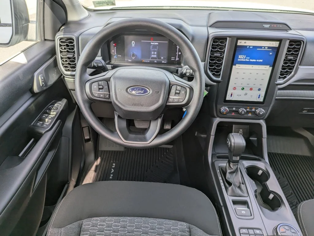 New 2026 Oxford White Ford XL image 16