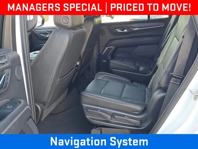 Used 2023 White GMC Denali image 17