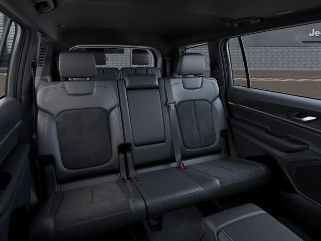 New 2026 Baltic Gray Metallic Clear-Coat Exterior Paint Jeep Laredo Altitude image 15