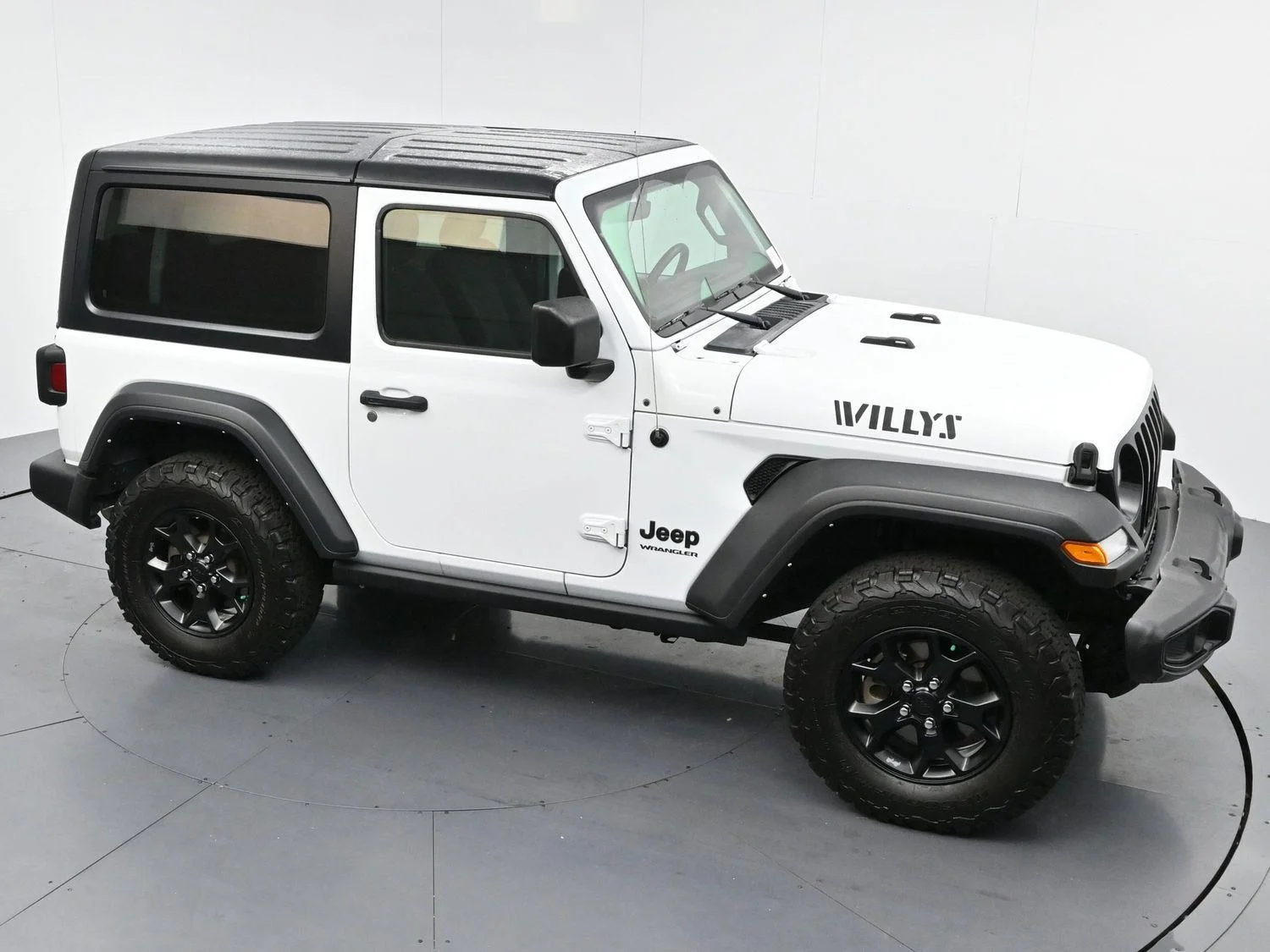 Used 2022 Bright White Clearcoat Jeep Willys image 35
