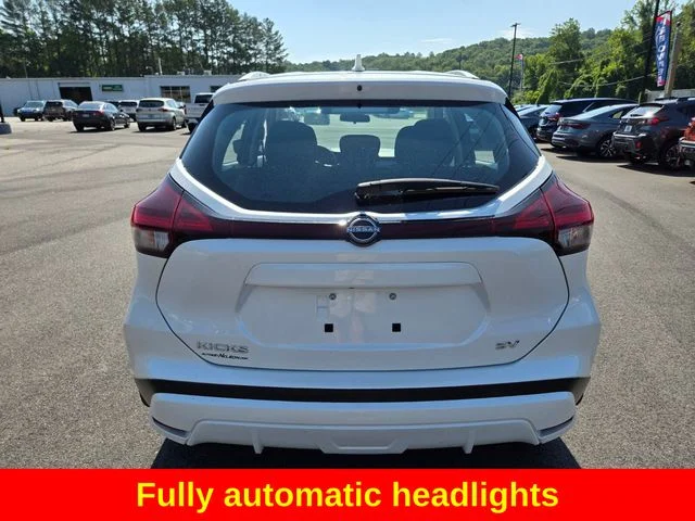 Used 2024 White Nissan SV image 8