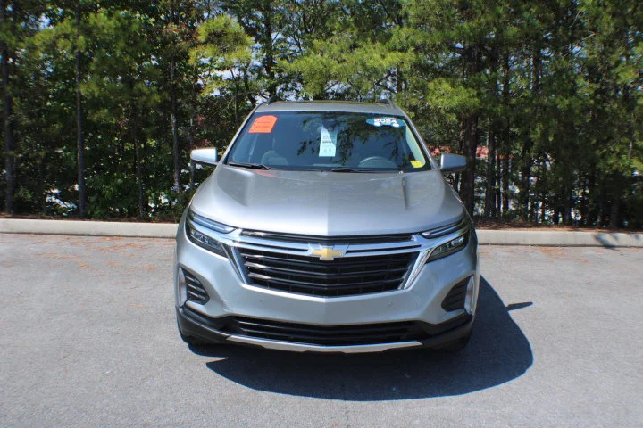 Used 2024 Sterling Gray Metallic Chevrolet LT image 18