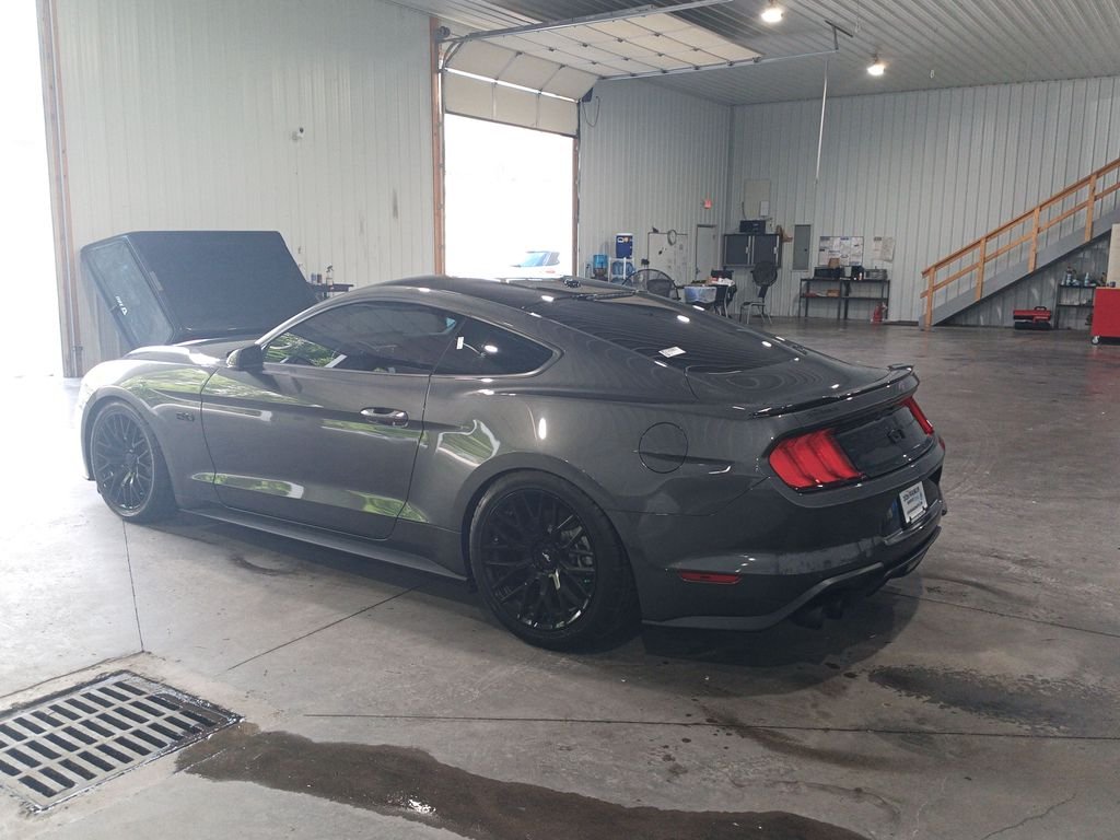 Used 2019 Gray Ford GT Premium image 3