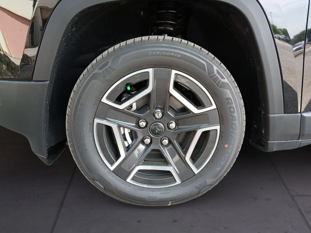 New 2026 Black Jeep Laredo image 9