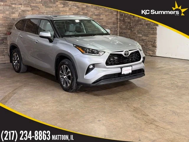 Used 2021 Celestial Silver Metallic Toyota XLE image 1