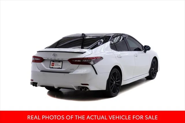 Certified Used 2024 MID BLK/WIND CHILL Toyota  image 2