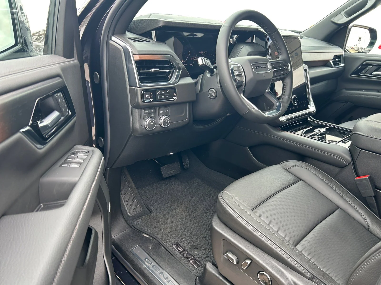 New 2026 Titanium Rush Metallic GMC Denali image 14