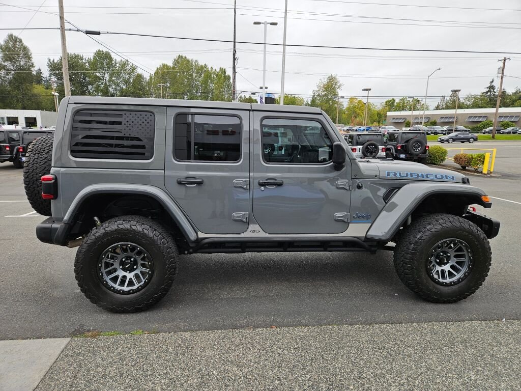 Used 2023 Gray Jeep Rubicon 4xe image 6