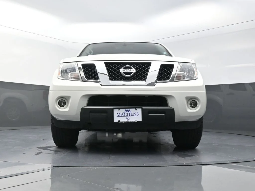 Used 2017 White Nissan SV image 23