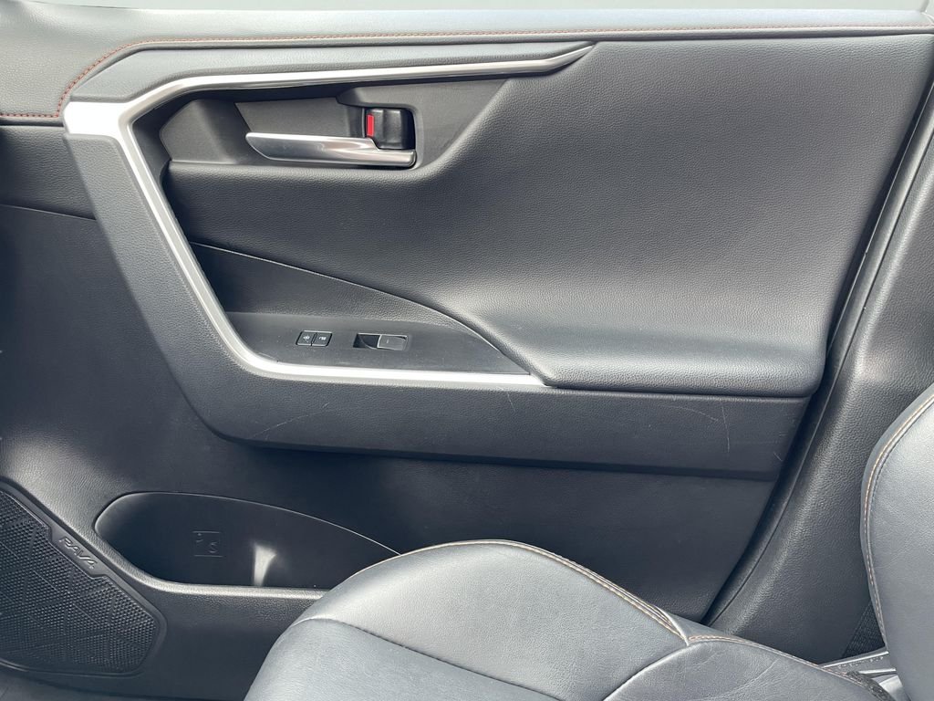 Used 2023 White Toyota Adventure image 15