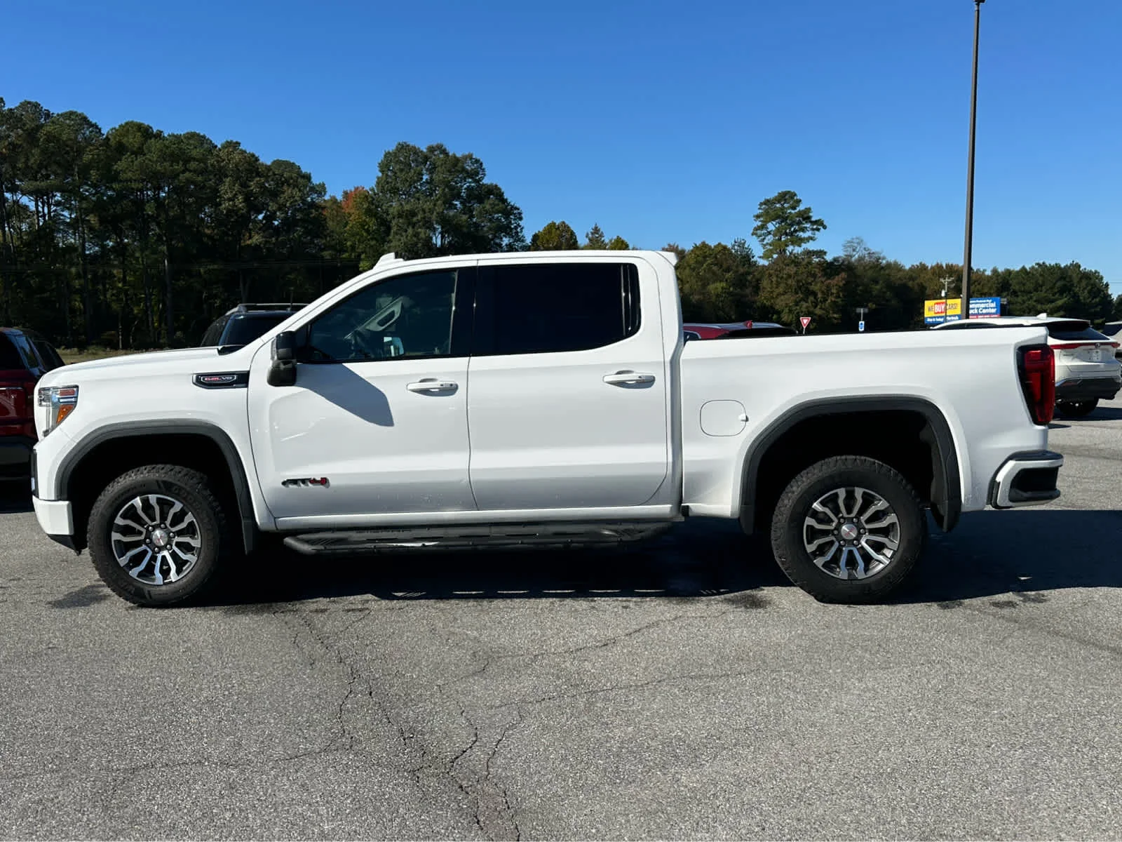 Used 2020 Summit White GMC AT4 image 9