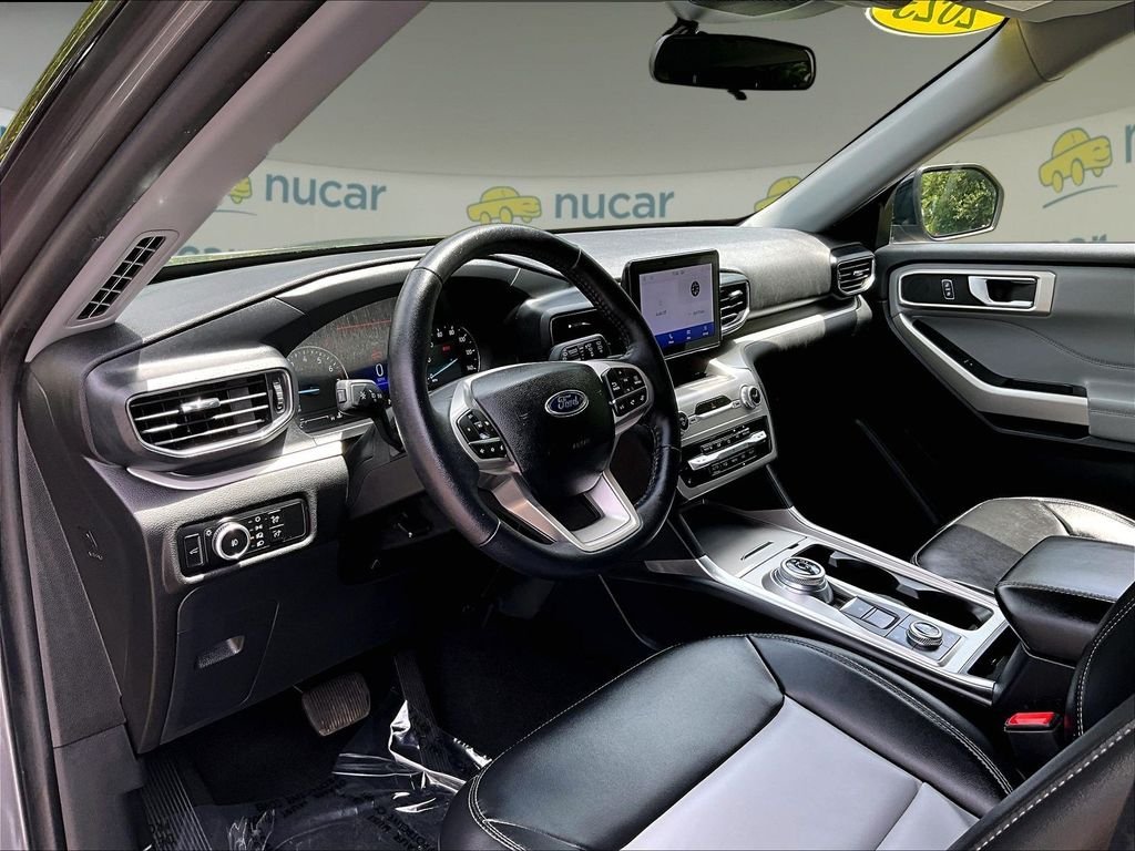 Used 2023 Gray Ford XLT image 12