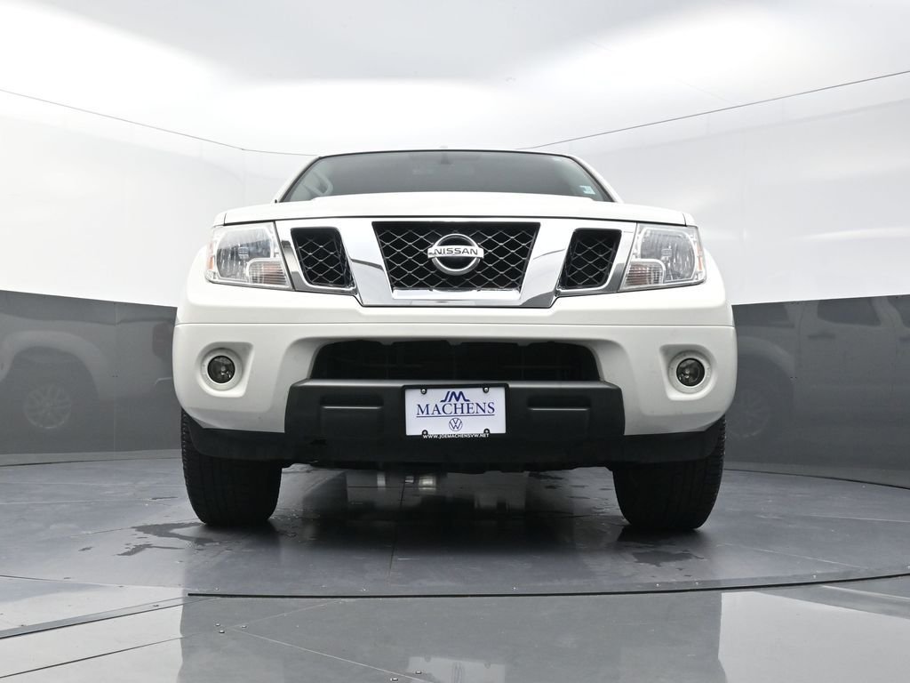Used 2017 White Nissan SV image 23