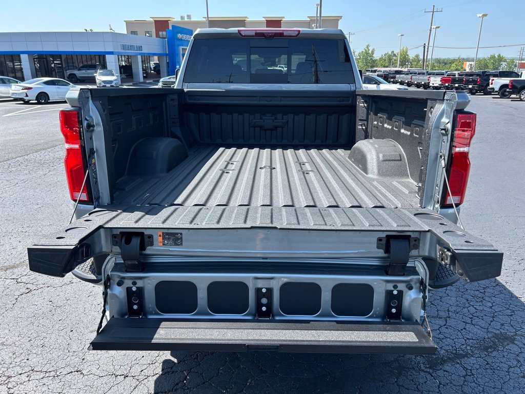 2026 Chevrolet Silverado 2500 HD High Country - Photo 45