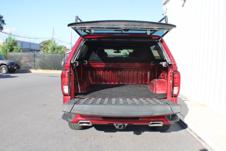 Used 2021 Cayenne Red Tintcoat GMC Elevation image 17