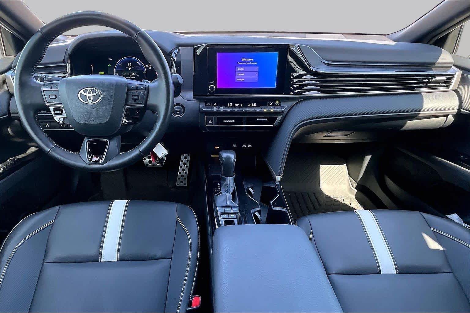 Certified Used 2025 Ice Cap Toyota SE image 15