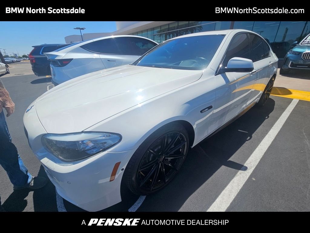2013 BMW 5 Series 535i Sedan's photo