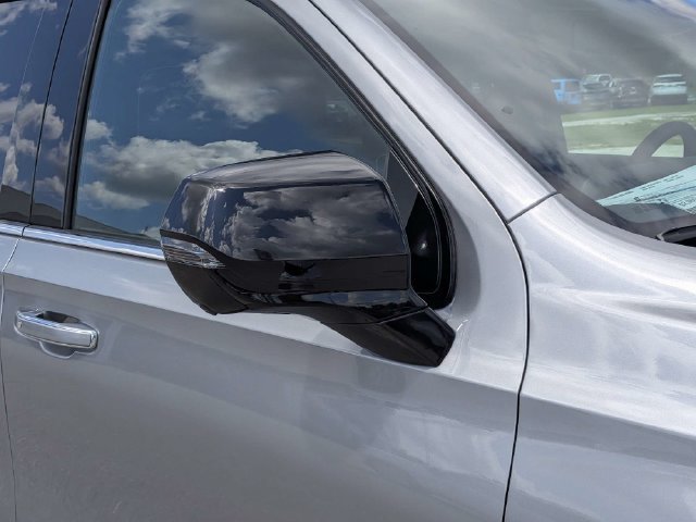 2026 Chevrolet Tahoe Premier - Photo 11