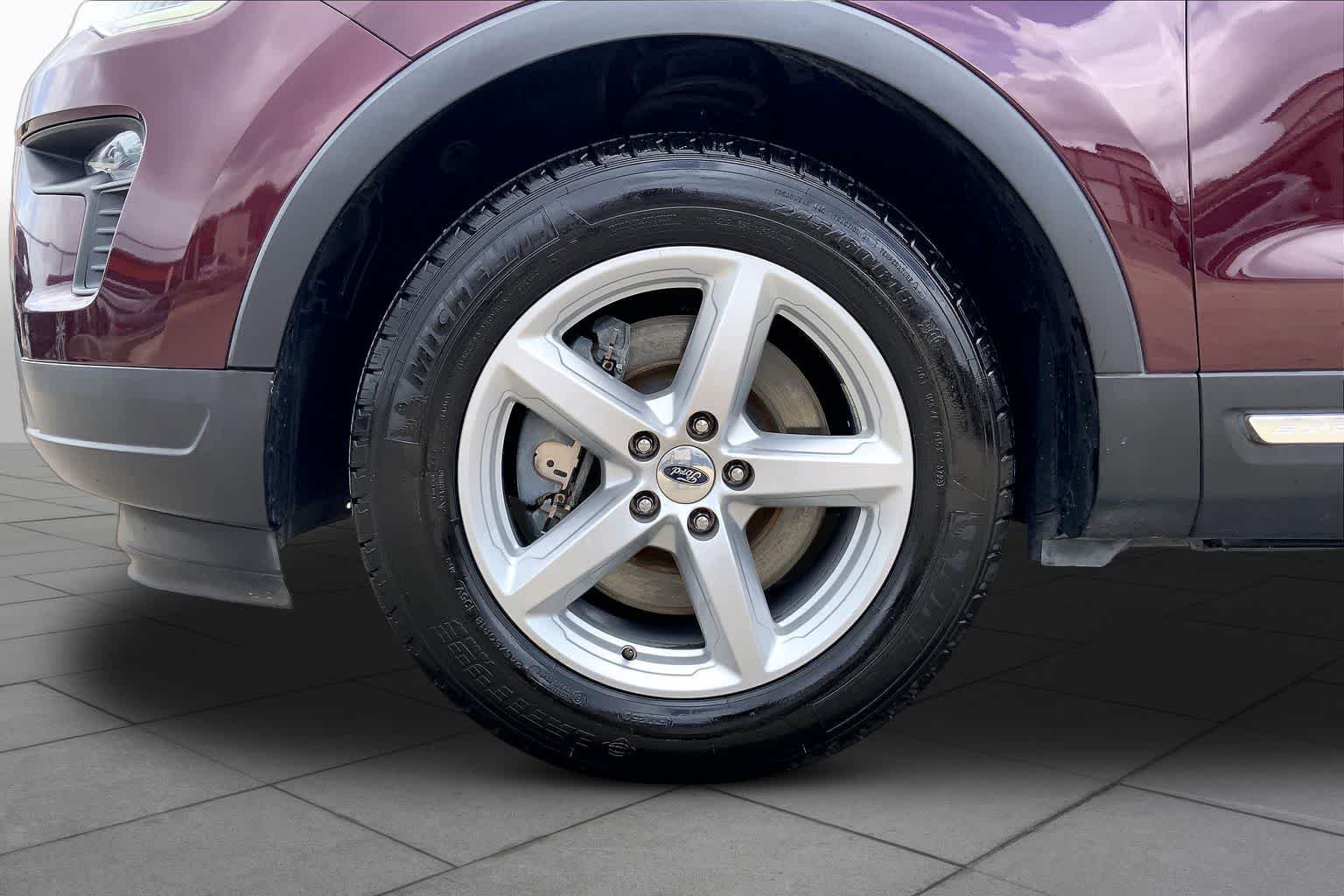 Used 2019 Burgundy Velvet Metallic Tinted Clearcoat Ford XLT image 11