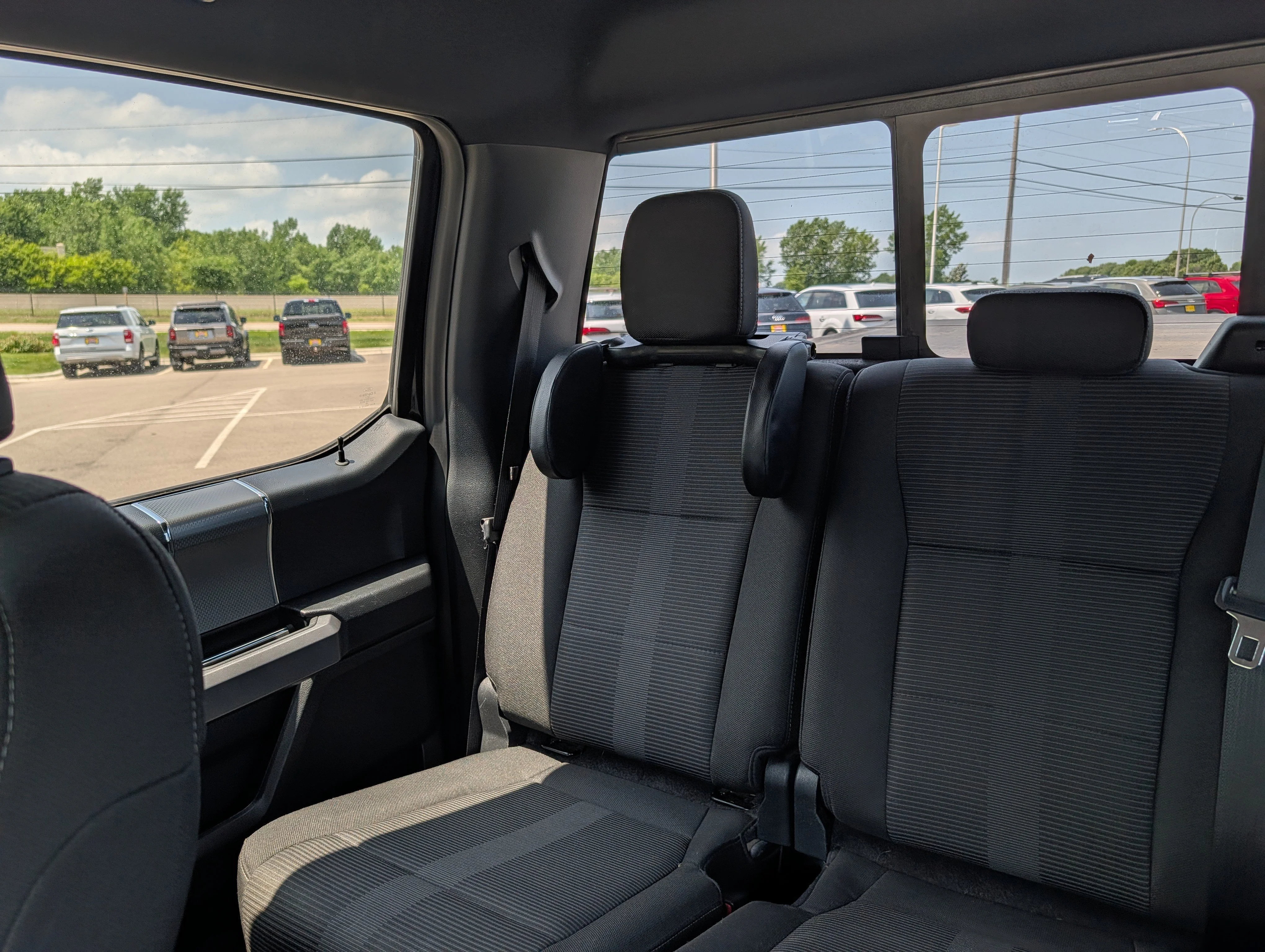 Used 2015 Tuxedo Black Metallic Ford XLT image 12